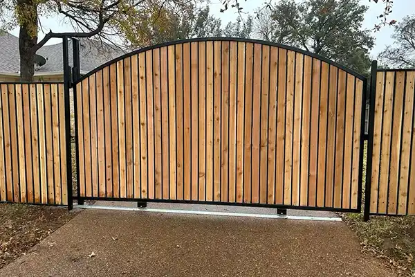 Bee Fence and Deck's other services