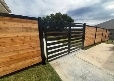 Fence Contractor (13)
